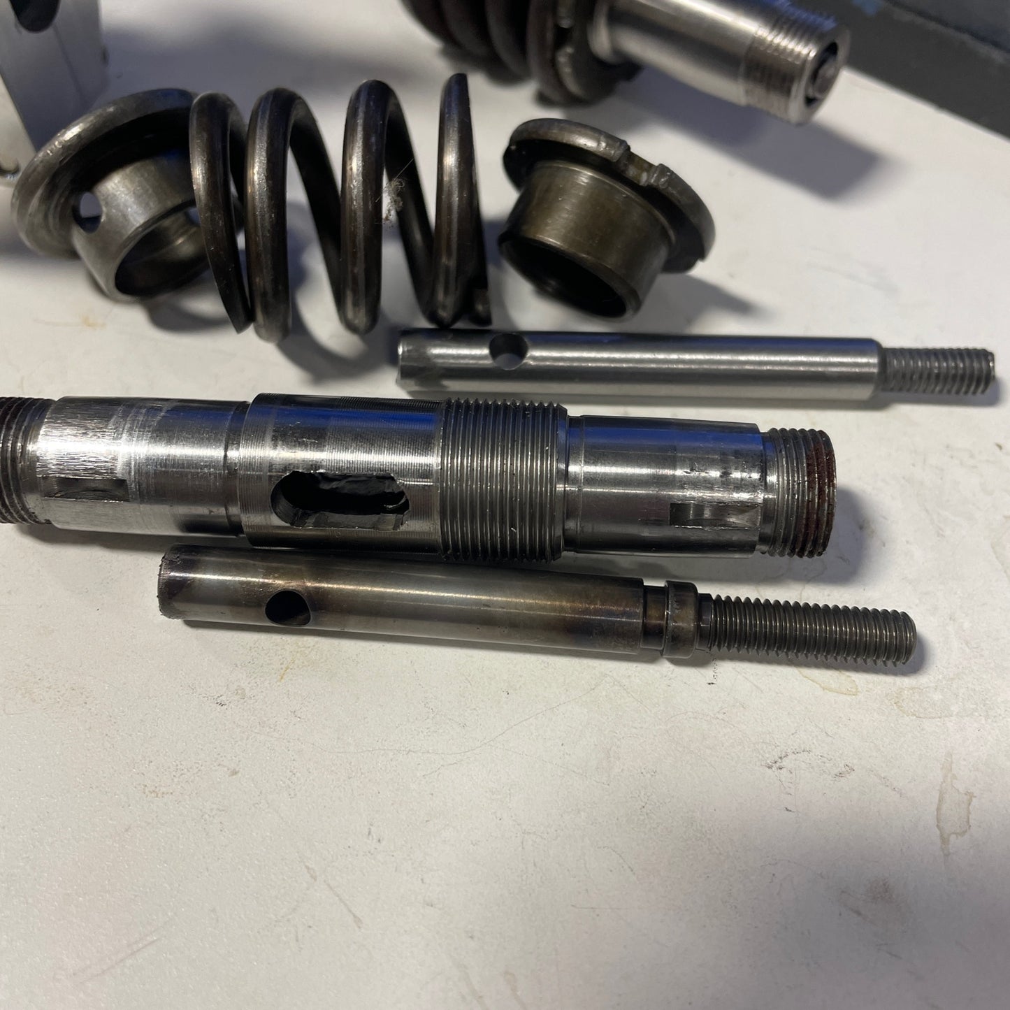 Clutch Drawbar